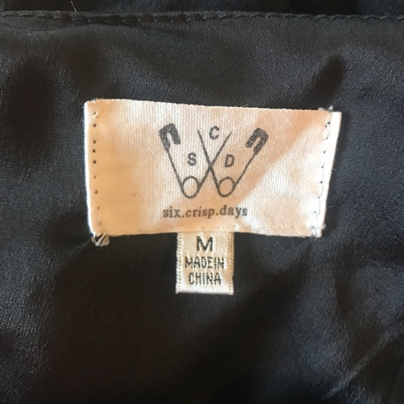 Six Crisp Days Black Halter Mini Dress Size Medium - Picture 7 of 8